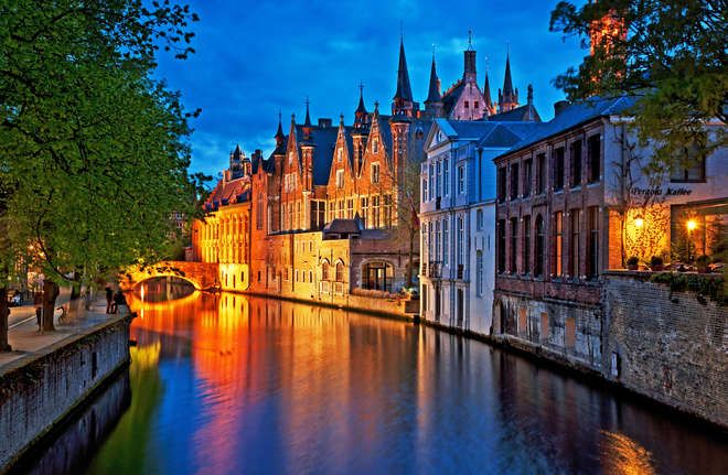 Bruges-Canal.1-L.jpg