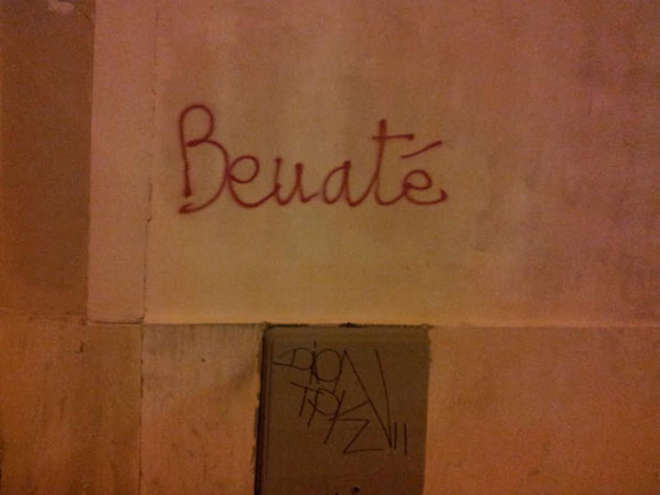 beuaté-L.jpg