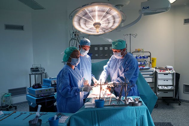 bloc-operatoire-urologie-valenciennes